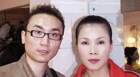 56岁田震的消失是娱乐圈的悲哀