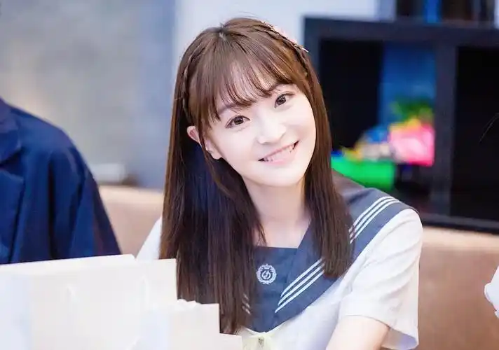 陈怡凡个人资料简介创1陈怡凡陈怡凡晒吴亦凡聊天记录