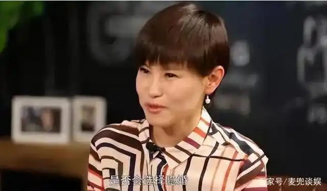 多年前,钟汉良曾被传出与设计师谢易桦隐婚有女,钟汉良一开始还否认