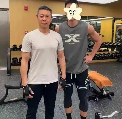 牛张丰毅67岁硬汉的健身哲学从容面对人生百态你悟了吗