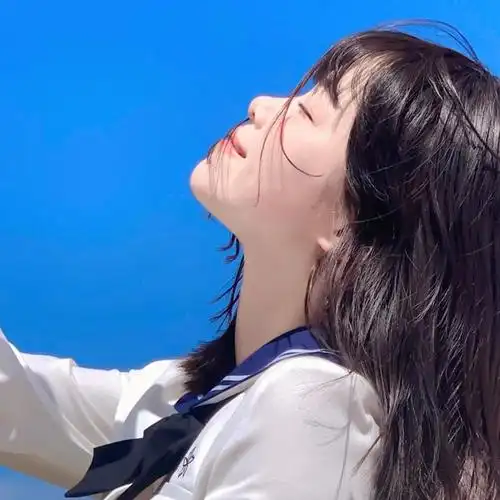 头像女生简单干净气质清新高清干净气质好的女生头像图片