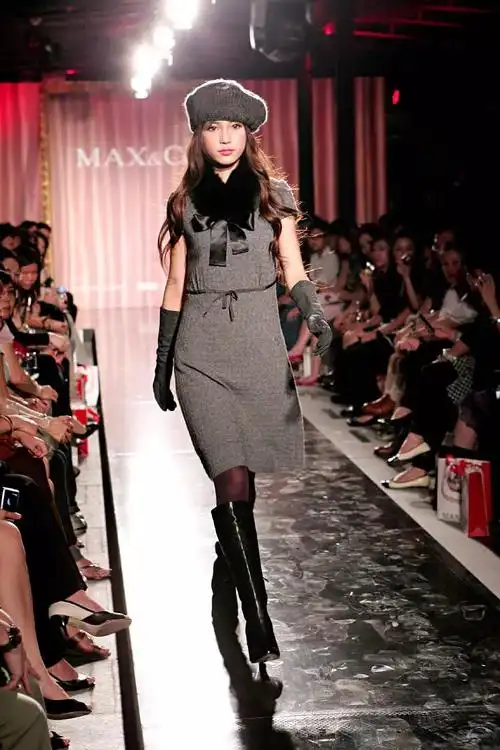 angelababy早年走秀照曝光,灵气十足,网友怒赞:相信她没整容