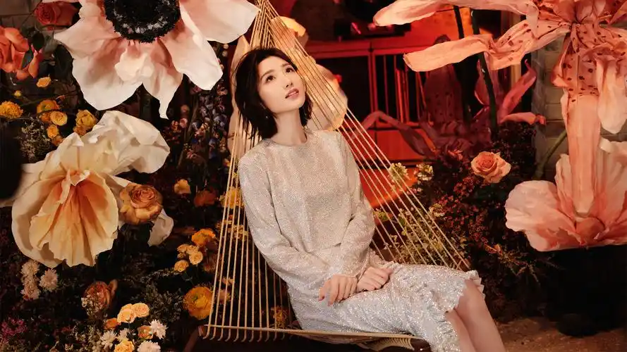 高清毛晓彤美女壁纸,免费电脑壁纸下载