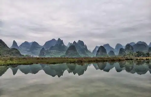 天 自驾,走天涯 不说带上一双善于发现美丽的眼睛 懂得欣赏路边的风景