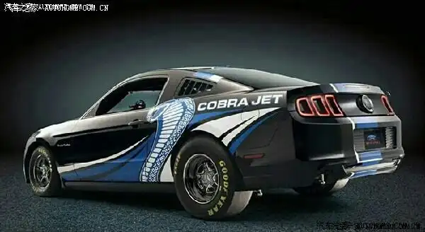 极品飞车银色蓝条野马咆哮的野马