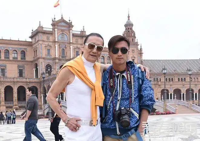 谢霆锋谢贤图片