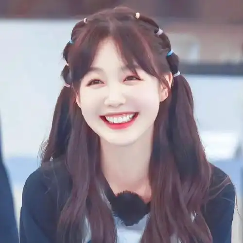 手绘头像  #头像分享  #可爱头像  #女生头像  #徐梦洁  #小彩虹