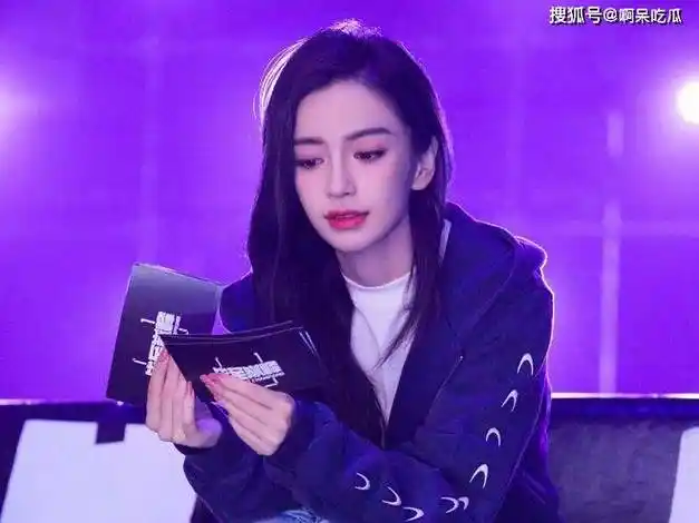 杨颖账号全面解封,回归跑男加盟浪姐,却遭网友群嘲抵制!