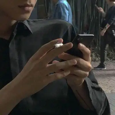 烟的图片 伤感 孤独真实,一个人抽烟伤感图片唯美