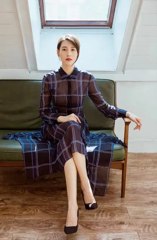 丹琳个人资料主要成就_演艺经历介绍-钉瓣影视