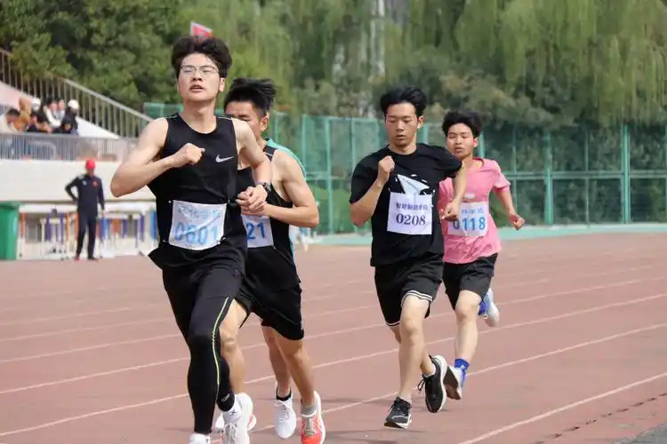 洛阳理工学院2024年联通杯田径运动会掠影学生组