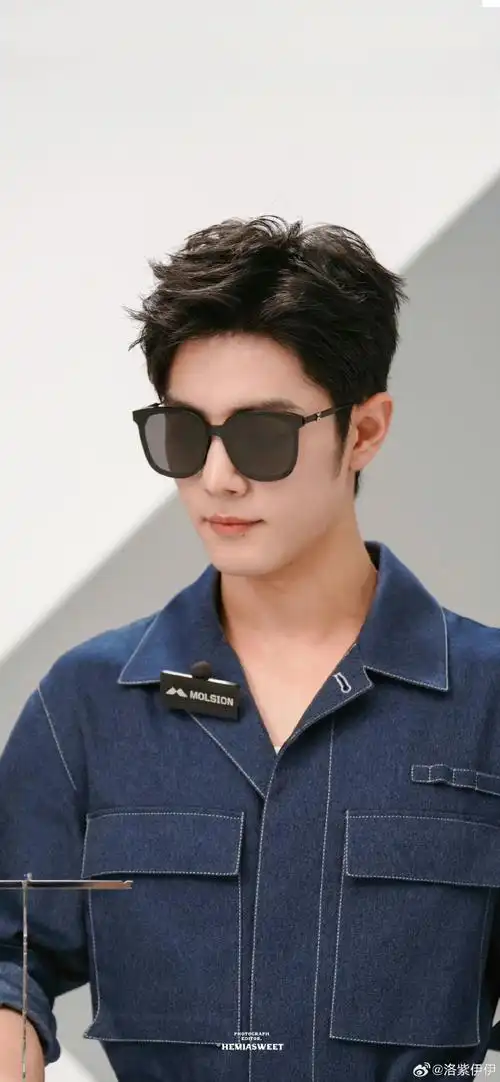 肖战陌森眼镜品牌代言人#xz#肖战#肖战戴哪款眼镜都好看,长得帅就是