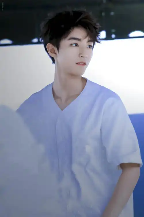 王俊凯超级帅气啊