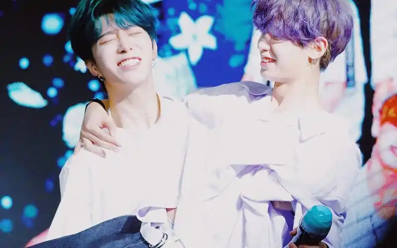 【皇权富贵】点击收看绝美权贵公主抱_哔哩哔哩_bilibili