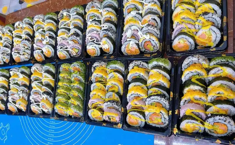 第一天摆摊卖寿司