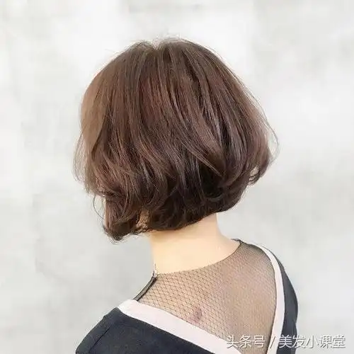 不一样的短发内扣发型随便打理都好看