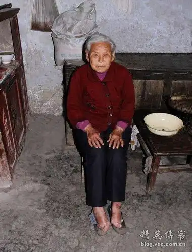 农村小脚女人