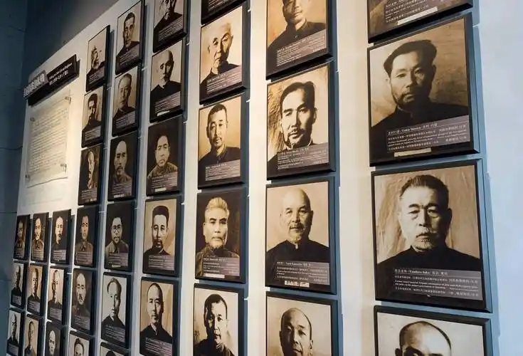 走进末代皇帝的监狱_战犯_抚顺_日本