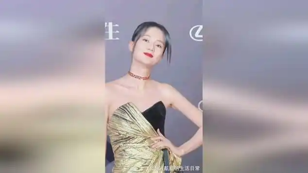 乔欣一袭白色一字领礼服,灵动优雅,宛如仙女下凡|明星颜值|明星时尚