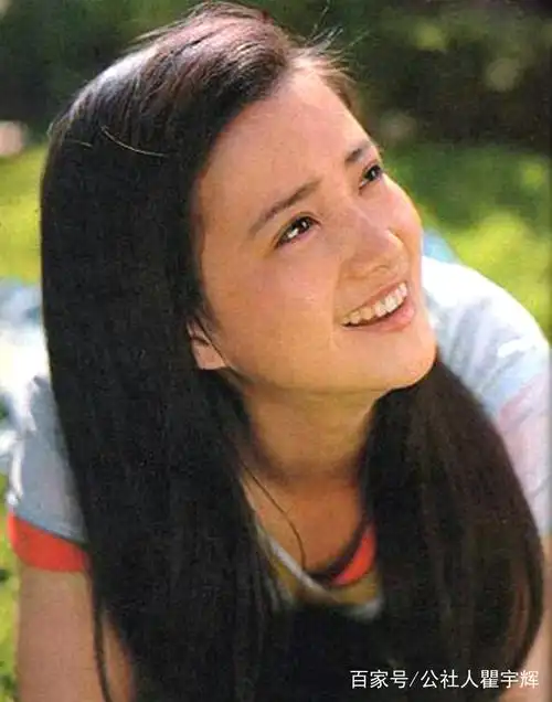 惊鸿一瞥,未若初见,古典美人何晴,12张青春老照片欣赏