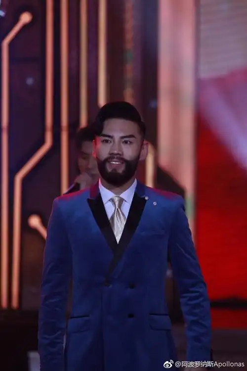 这是声入人心翟李朔天,这是胡子哥!我不信啊.