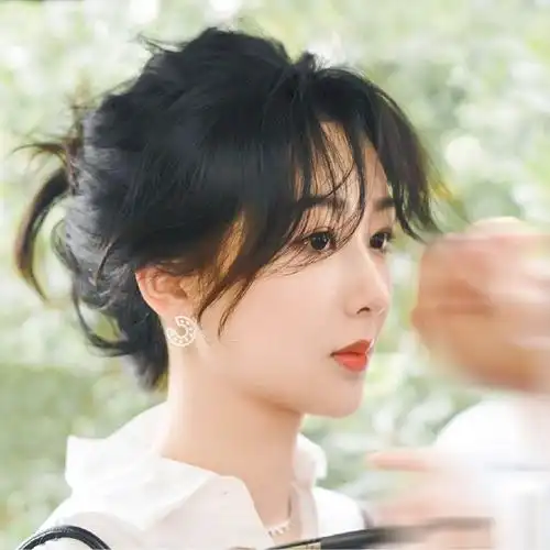 95杨紫 | 头像#杨紫烈焰红唇妆