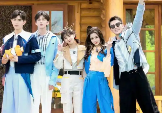 《奔跑吧9》下期"未播先火",因为这位老演员回归,收视率稳了