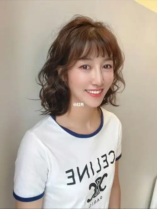 慵懒风法式烫发减龄烫发短发烫发