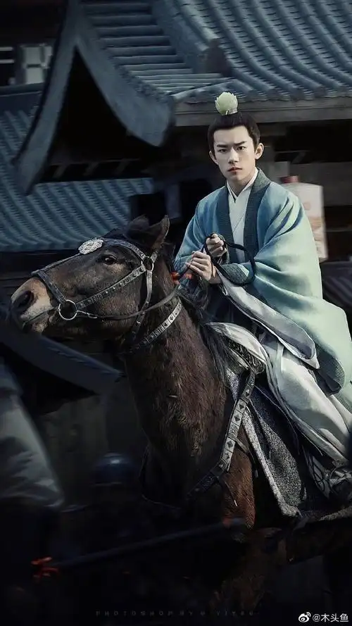 和易烊千玺之前的古装有着截然不同的气质,这就是演员的可塑性吧