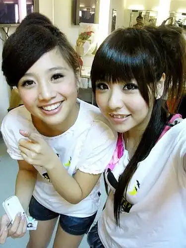 黑涩会美眉之鬼鬼写真集