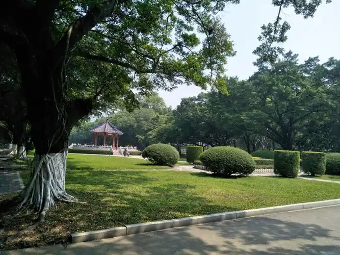 中山大学校园景色