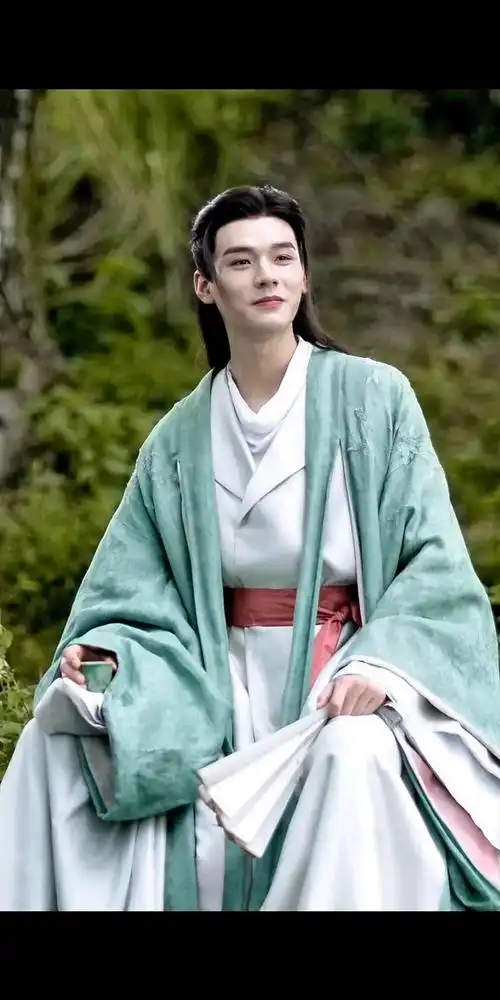 等会儿,温客行你袖子里藏了块砖?