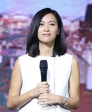 近日,演员徐静蕾在微博发布了自己怀孕的消息.