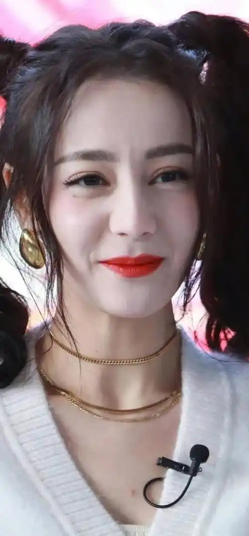 原创迪丽热巴生图焦虑看过生图都表示热巴你的脸怎么了