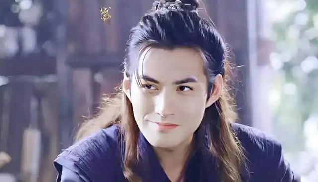 长得接地气就别尬演古装美男,看老牌明星演绎365度无死角的帅