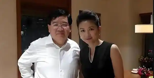 曾经美貌胜周涛,才华胜董卿,如今却身材走样"无人知晓"