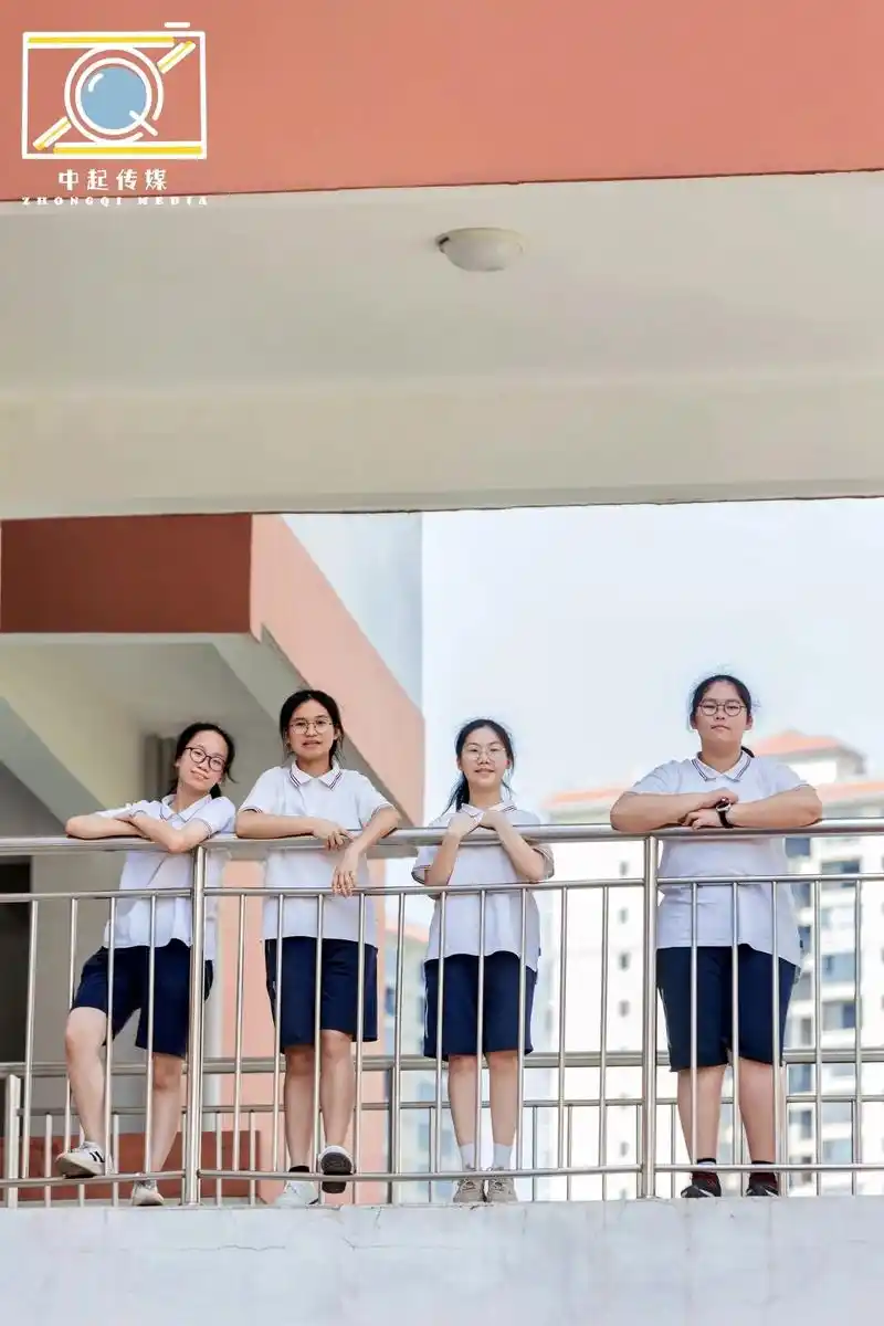 "青春不散场!毕业照拍摄,深圳毕业照