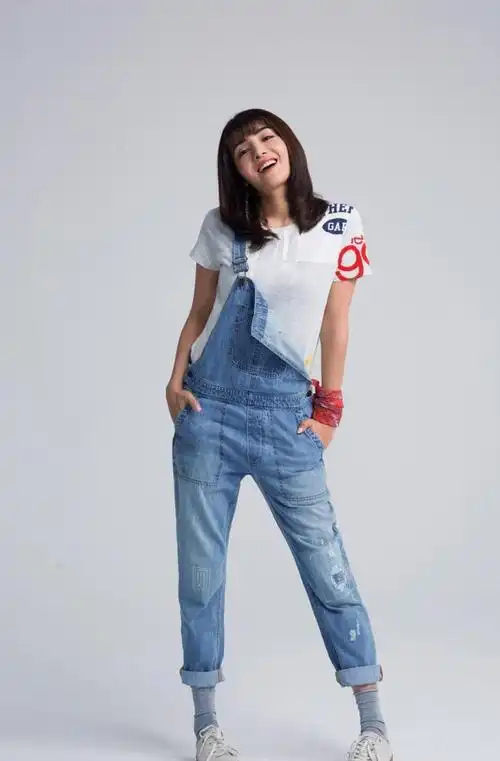 婆婆婚前就送房新疆美人麦迪娜果然不一般有颜会穿时尚感满满