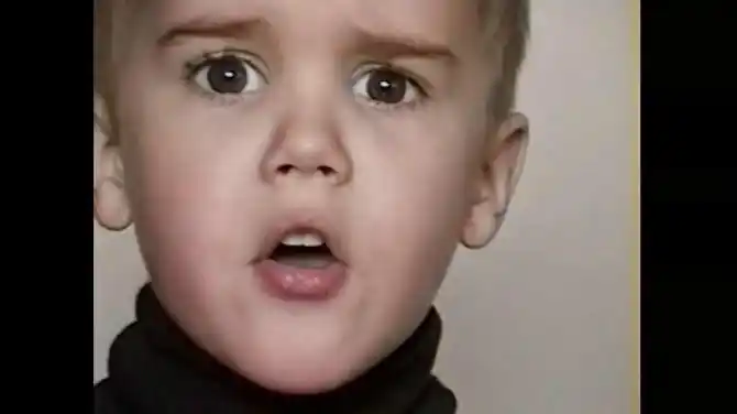 展开全部 justin bieber~~~超萌