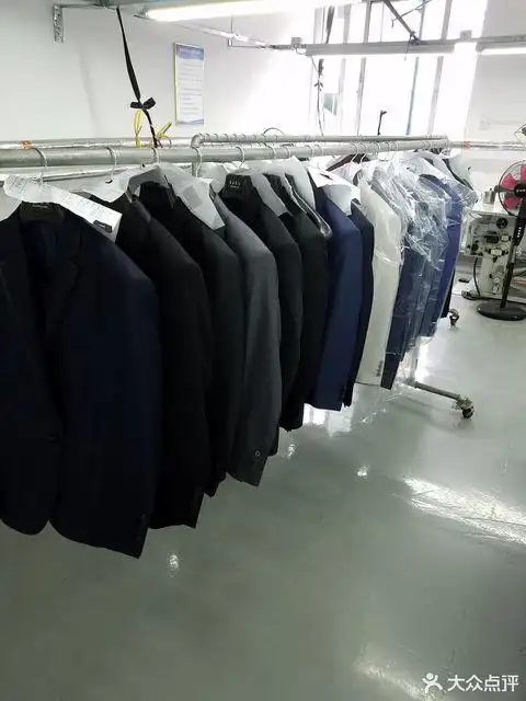 深圳龙羽西服定制工厂