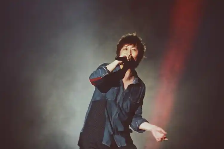 五月天阿信 #人生无限公司南宁# - 堆糖,美图壁纸兴趣社区