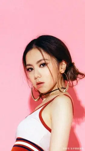 美女歌手邓紫棋的成长历程