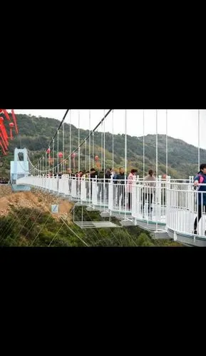 玉环的玻璃桥,哎呦,真滑