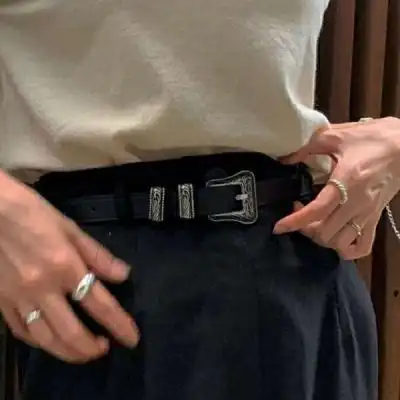 超绅士高级感爆棚的简约西装男头 不露脸儒雅绅士风的成熟头像男_男生