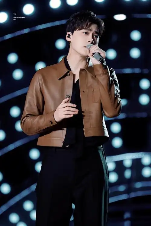 2021到!李易峰携两首歌祝大家新年快乐!