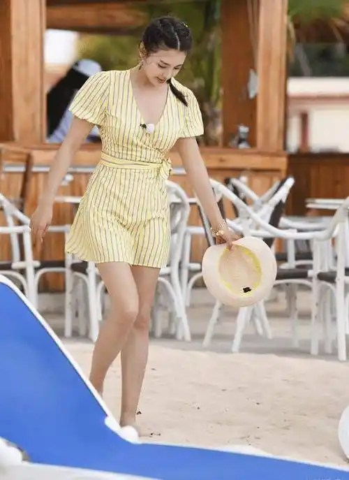 张雨绮因胖上热搜,穿斜露肩礼裙差点不敢认,确定才52.8公斤?