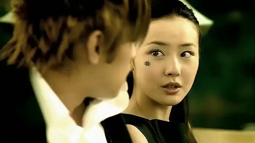 本来讨厌下雨的天空,直到听见有人说爱我,《你听得到》-周杰伦