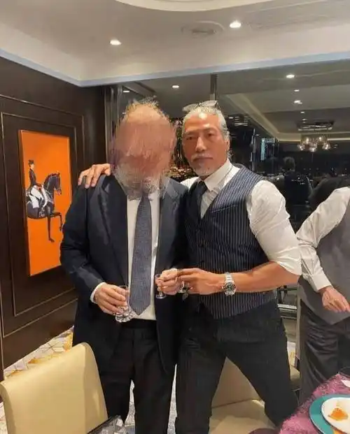 而张耀扬目前息影多年,虽然屡传复出消息,却迟迟没有下文,2023年1月时