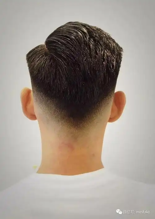 2017秋冬最火的九款渐变油头发型