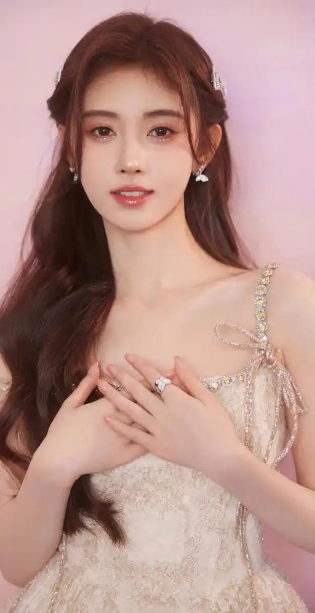 鞠婧祎  娇媚可人,唯美清纯,美出了新高度!#鞠婧祎